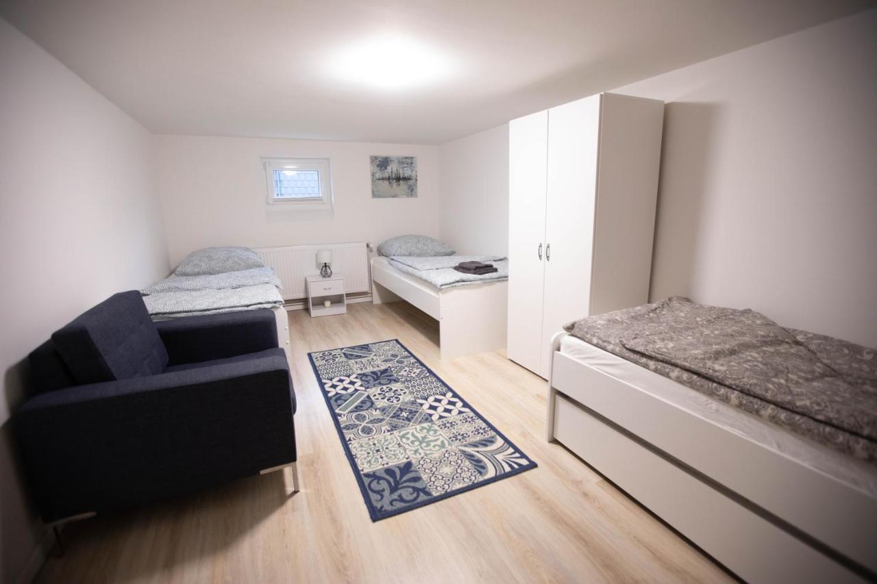 80Qm - 4 Rooms - Private Parking - Keller-Basement - Mallibase Apartments ฮันโนเวอร์ ภายนอก รูปภาพ